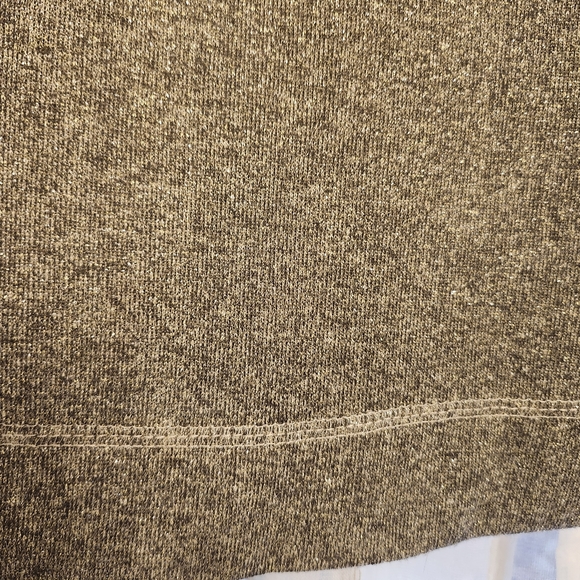 LANE BRYANT SILVER SPARKLE T WITH EXTRA SPARKLE POCKET SIZE 14/16 - Picture 4 of 12